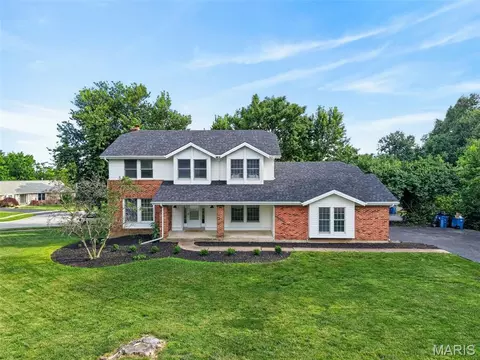 11228 Mosley Farm Ct, Saint Louis, MO 63141