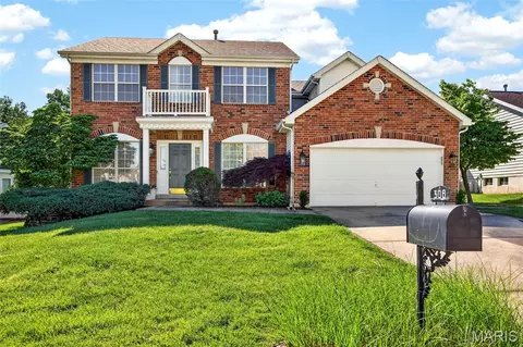 308 Copper Crest Ct, Saint Charles, MO 63304