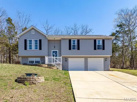10318 Timber Hill Dr, Hillsboro, MO 63050
