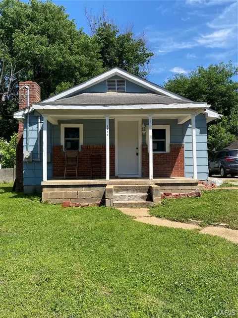 1110 Bradley St, Poplar Bluff, MO 63901