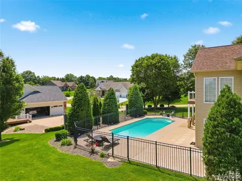 Exterior - 301 Red Wing Ct, Troy, MO 63379 photo 11 of 14