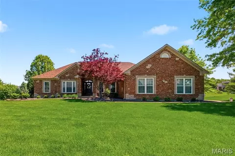 301 Red Wing Ct, Troy, MO 63379