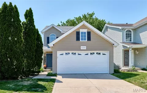 16032 Sandalwood Creek Dr, Wildwood, MO 63038