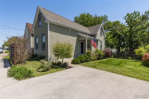 920 Wachtel Ave, Saint Louis, MO 63125