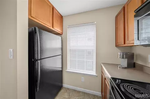 Kitchen - 9202 Spring Creek Ln, O'fallon, MO 63368 photo 4 of 4