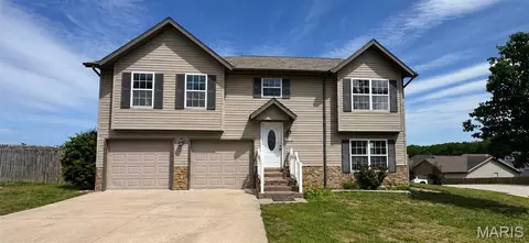 1570 Lyle Curtis Cir, Waynesville, MO 65583