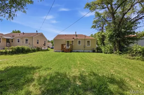 Exterior - 8115 Myrick St, Berkeley, MO 63134 photo 5 of 11