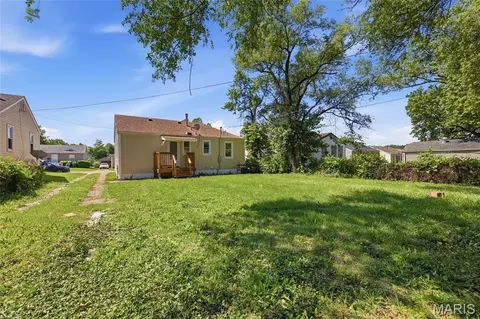Exterior - 8115 Myrick St, Berkeley, MO 63134 photo 7 of 11
