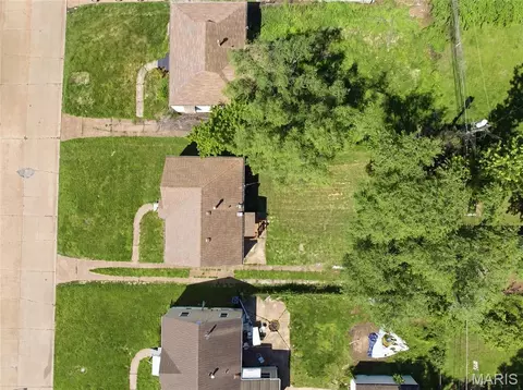 View/Area - 8115 Myrick St, Berkeley, MO 63134 photo 1 of 3