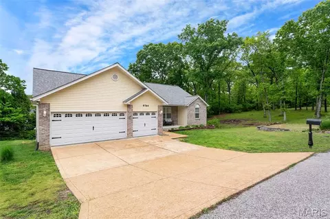 9764 Lee Dr, Hillsboro, MO 63050