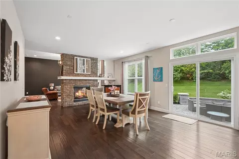 Dining - 536 Montrachet Dr, O'fallon, MO 63368 photo 3 of 4
