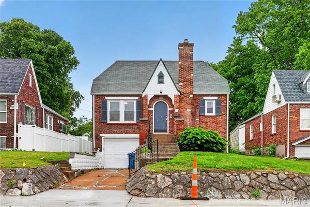21 Robert Ave, Saint Louis, MO 63135