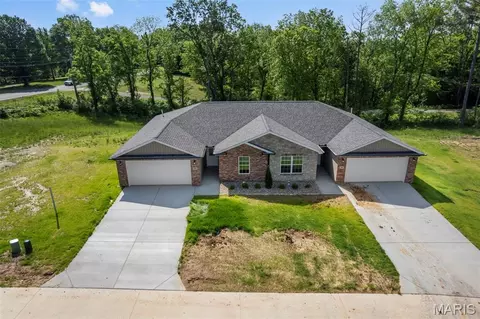 35 39 Benton Hill Ln, Cape Girardeau, MO 63701