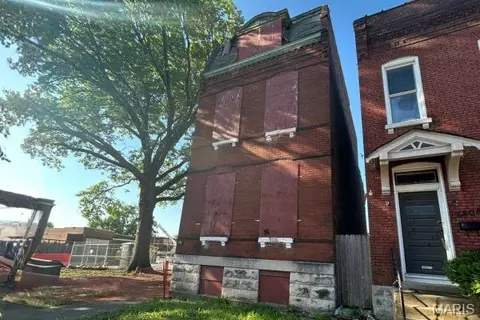2806 Magnolia Ave, Saint Louis, MO 63118