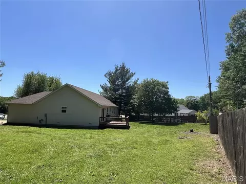 Exterior - 905 Hampton Ct, Rolla, MO 65401 photo 4 of 9