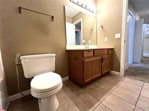Bath - 905 Hampton Ct, Rolla, MO 65401 photo 5 of 5