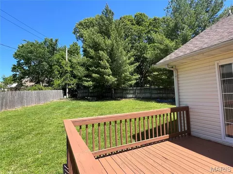 Exterior - 905 Hampton Ct, Rolla, MO 65401 photo 8 of 9