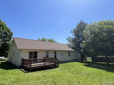 Exterior - 905 Hampton Ct, Rolla, MO 65401 photo 5 of 9