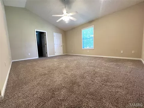 Bedroom - 905 Hampton Ct, Rolla, MO 65401 photo 1 of 6