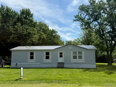 606 N Washington, Queen City, MO 63561