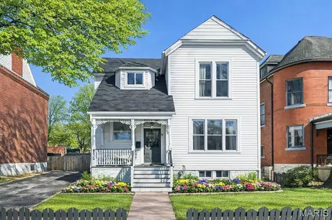 4935 Reber Pl, Saint Louis, MO 63139