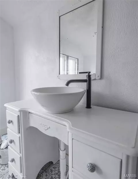 Bath - 607 W Third St, Belle, MO 65013 photo 4 of 5
