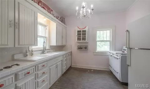 Kitchen - 607 W Third St, Belle, MO 65013 photo 1 of 3