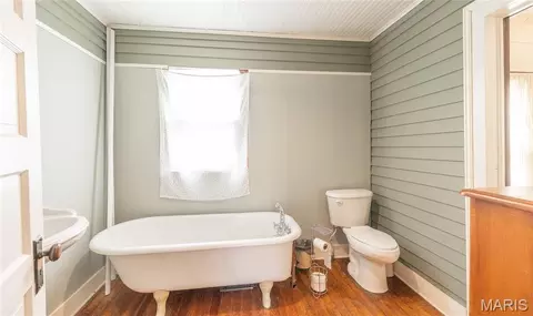 Bath - 607 W Third St, Belle, MO 65013 photo 1 of 5
