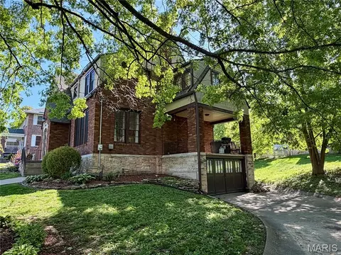 Exterior - 110 Shepherd Pl, Hannibal, MO 63401 photo 6 of 6