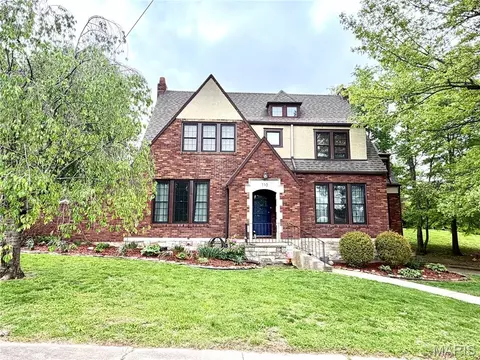 110 Shepherd Pl, Hannibal, MO 63401