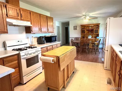 Kitchen - 618 S Central St, Coffeen, IL 62017 photo 2 of 2