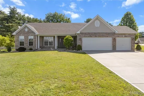 3000 Sawyer Blvd, Saint Charles, MO 63301