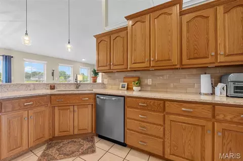 Kitchen - 329 Cowboy Aly, Jackson, MO 63755 photo 4 of 4
