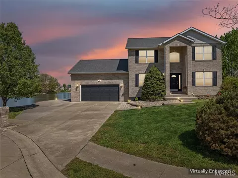 Exterior - 1033 Turtle Dove Trl, Waterloo, IL 62298 photo 2 of 6