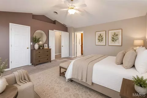 Bedroom - 1033 Turtle Dove Trl, Waterloo, IL 62298 photo 1 of 9