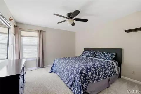 Bedroom - 305 Oak Top Ct, Ballwin, MO 63021 photo 5 of 6