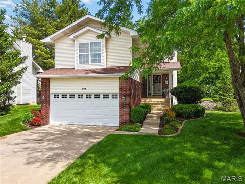 806 Conch Ter, Lake Saint Louis, MO 63367