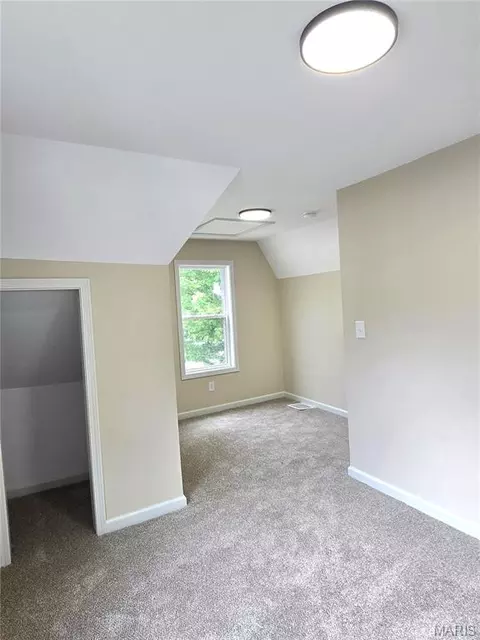 Bedroom - 435 Kitchell Ave, Saint Clair, MO 63077 photo 5 of 6
