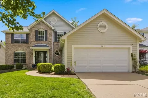 149 Brighthurst Dr, Chesterfield, MO 63005