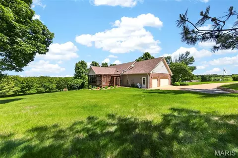 Exterior - 101 Hilltop Ct, Washington, MO 63090 photo 12 of 23