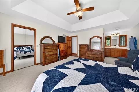 Bedroom - 101 Hilltop Ct, Washington, MO 63090 photo 2 of 6