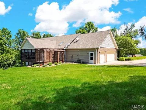 Exterior - 101 Hilltop Ct, Washington, MO 63090 photo 20 of 23
