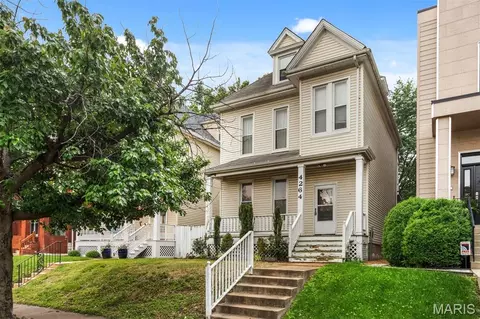 4264 Hartford St, Saint Louis, MO 63116
