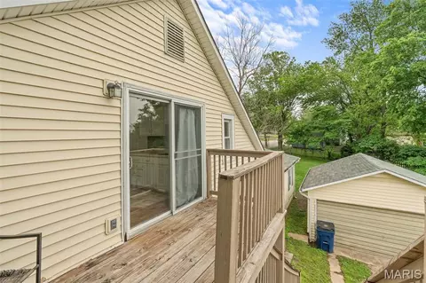 Exterior - 600 Locust St, Washington, MO 63090 photo 2 of 6