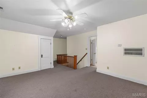 Bedroom - 600 Locust St, Washington, MO 63090 photo 5 of 8