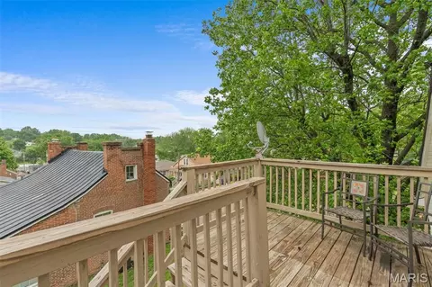 Exterior - 600 Locust St, Washington, MO 63090 photo 3 of 6
