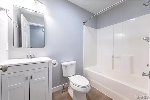 Bath - 20846 Hibbett Rd, Saint Robert, MO 65584 photo 3 of 3