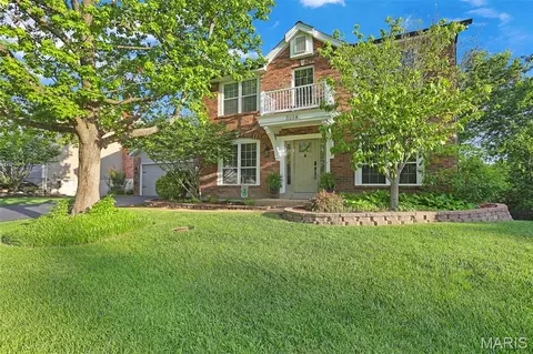 3108 Woodbridge Estates Dr, Saint Louis, MO 63129
