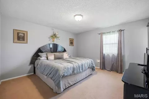 Bedroom - 414 Westbrook Dr, O'fallon, MO 63366 photo 1 of 3