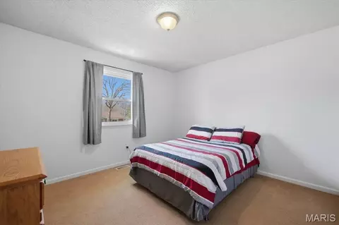 Bedroom - 414 Westbrook Dr, O'fallon, MO 63366 photo 2 of 3